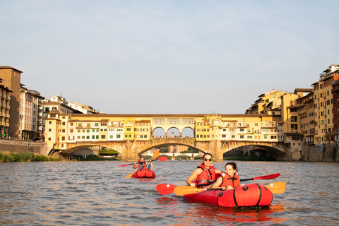 Florence: Ponte Vecchio and City Sights Guided Kayak Cruise