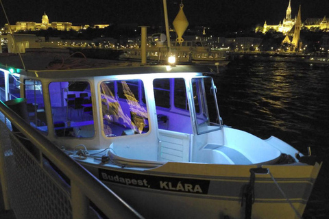 Budapest: Stag Party Boat with Beer and Wine Budapest: 1-hour Party Boat with Free Drinks