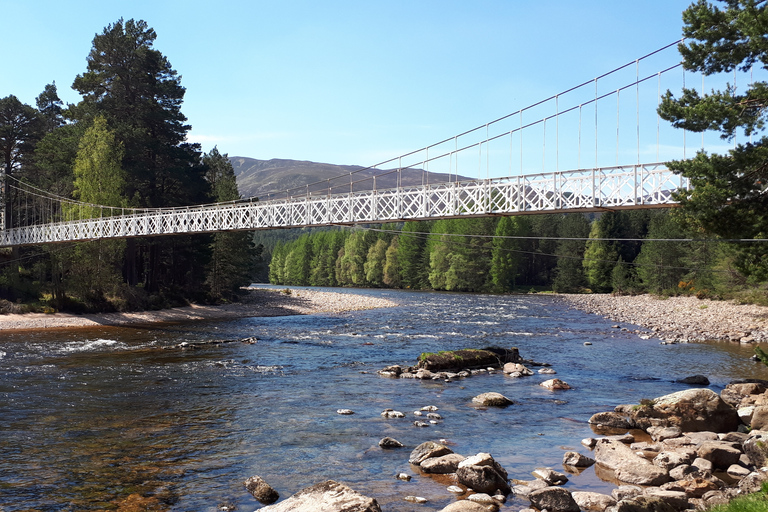 From Aberdeen: Balmoral Estate & Royal Deeside Tour
