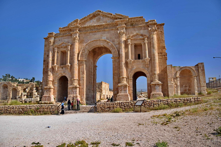 Jerash and Umm Qais Private Tour from Amman