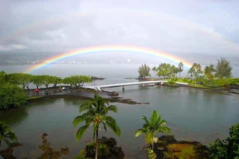 Hilo Bay: Myths & Legends Waterfall & Lagoon Raft Adventure