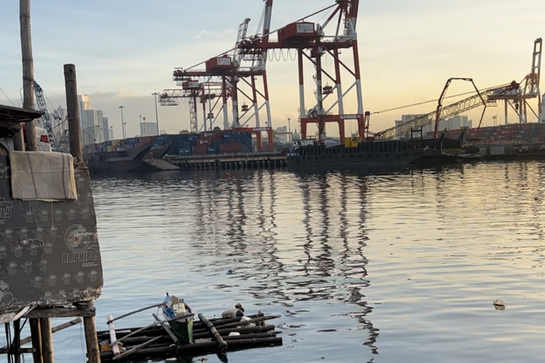 Manila: Community Life & the Legacy of Smokey Mountain