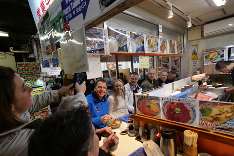 Tokyo : Visite guidée du marché aux poissons et fruits de mer de Tsukiji