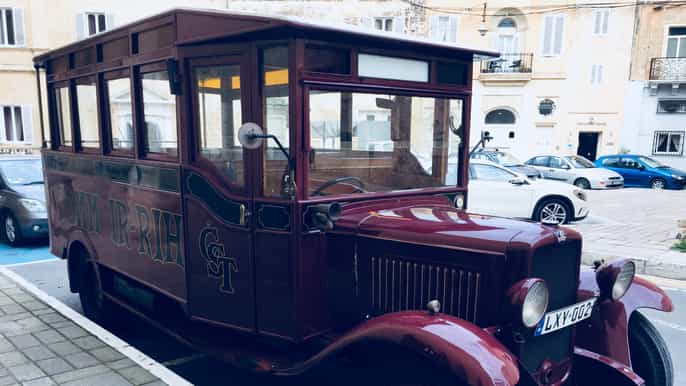 malta scenic tour by vintage bus including palazzo parisio