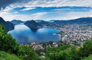 Von Mailand: Ganztagestour nach Como, Lugano und Bellagio