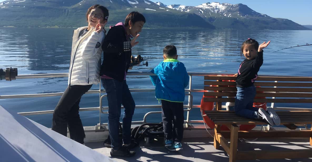 Tromsø: 5-Hour All-Inclusive Wildlife & Bird Fjord Cruise