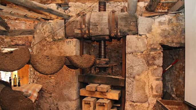 korcula sightseeing and wine tour