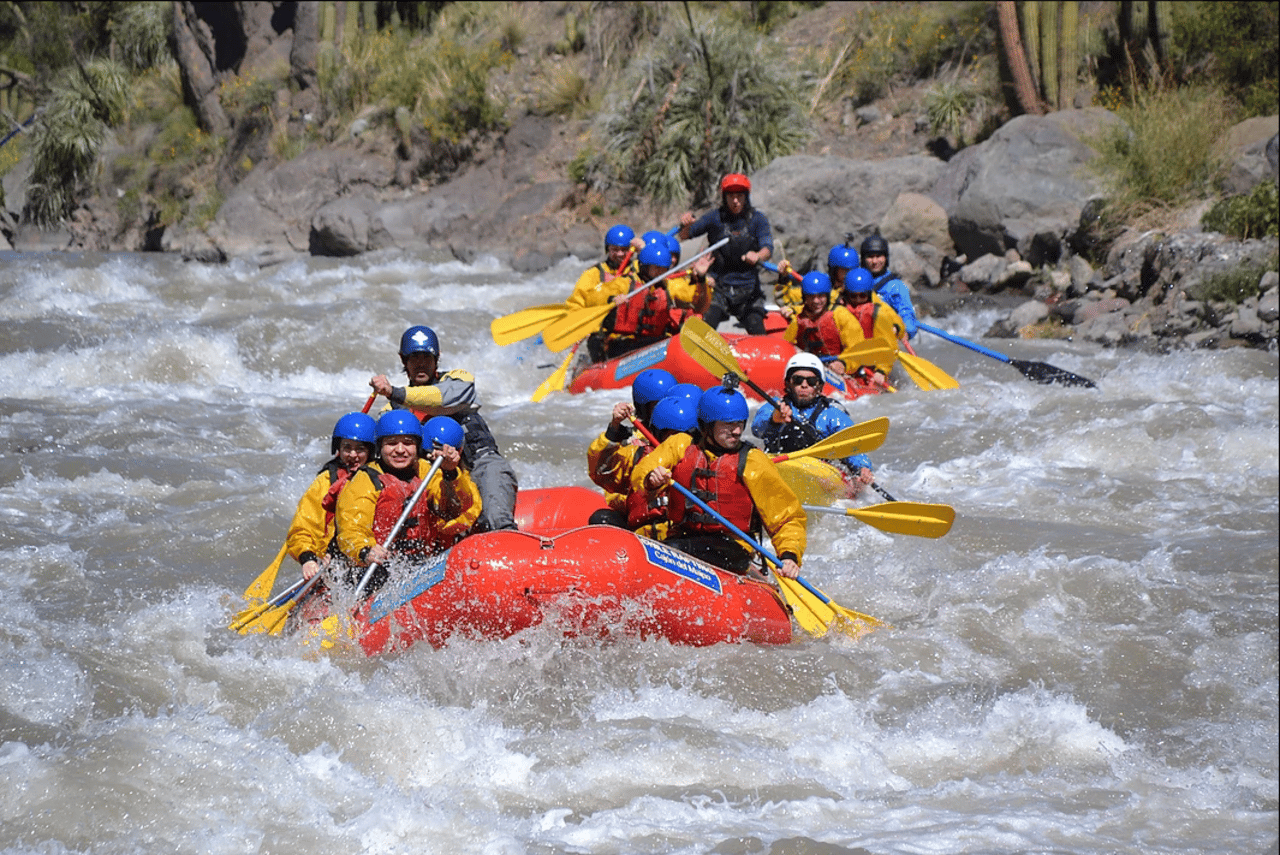 Ab Santiago: Rafting-Tour durch die Schlucht Cajon del Maipo