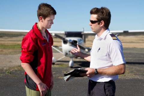 Hobart: Wstępna lekcja latania