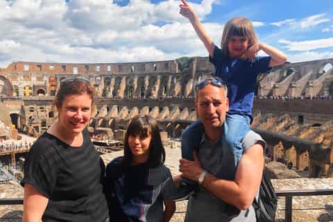 Puerto de Civitavecchia: excursión en tierra para familias a Roma