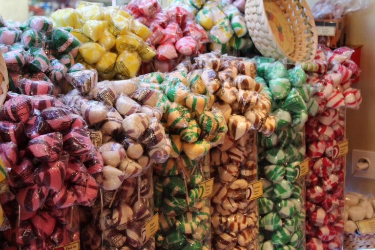 From Marseille: Luberon Markets & Villages Full-Day Trip