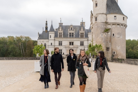 Au départ de Paris : Visite des châteaux de la Loire avec prise en charge à l'hôtelVisite en anglais