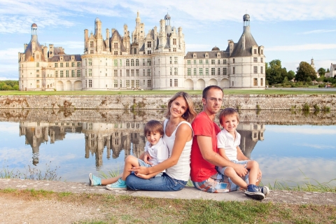 Van Parijs: tour met kleine groepen door de kastelen van de LoirePrivétour in het Portugees (groepen van 5 tot 8)