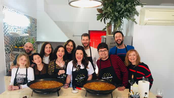 alicante market tour and paella cooking class