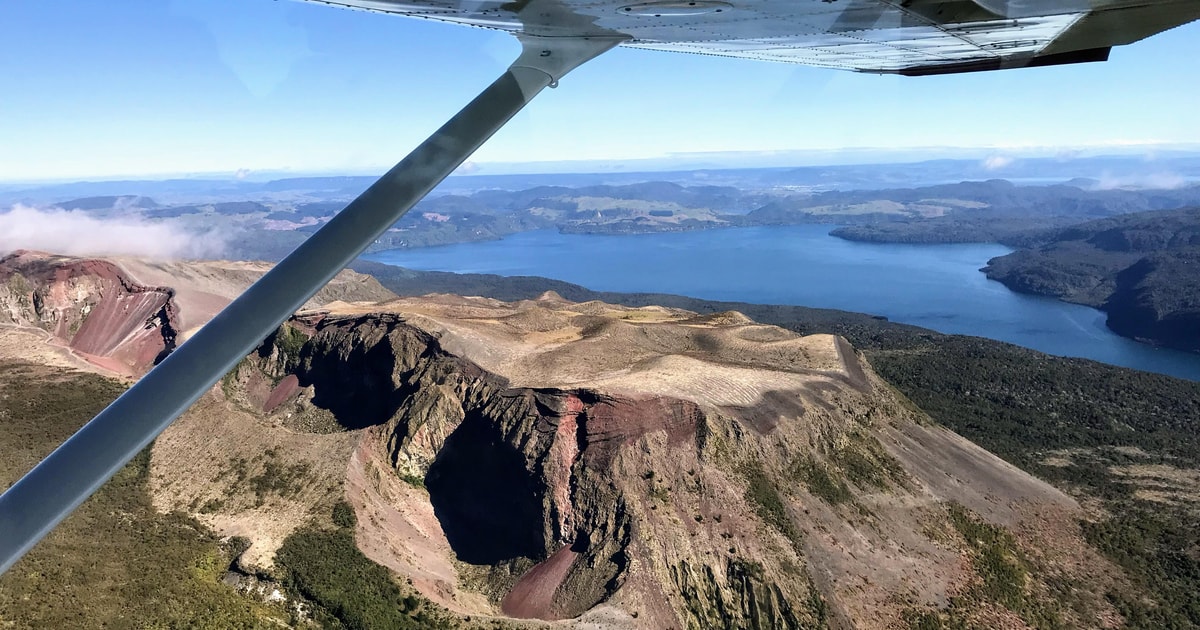 From Whakatane 1Hour Volcanic Region Flight GetYourGuide