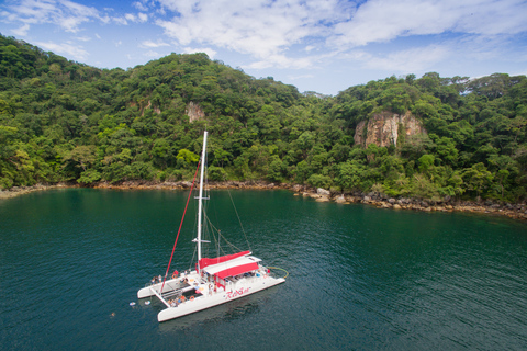 Panama: All-Inclusive Taboga Island Catamaran Cruise