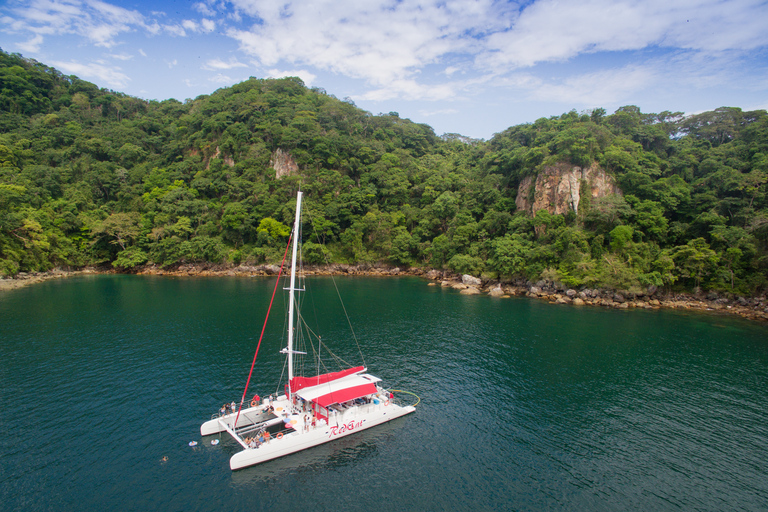 Panama: Katamarankryssning på ön Taboga med lunch och öppen bar