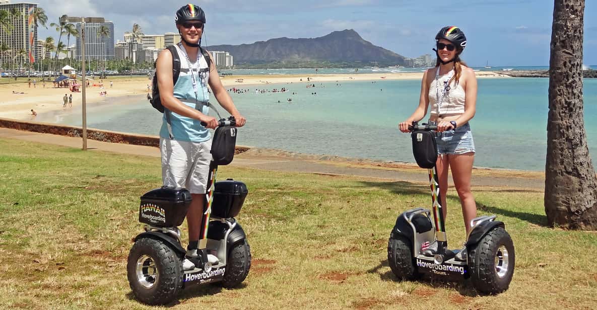 Honolulu: Magic Island and Ala Moana Beach Hoverboard Tour