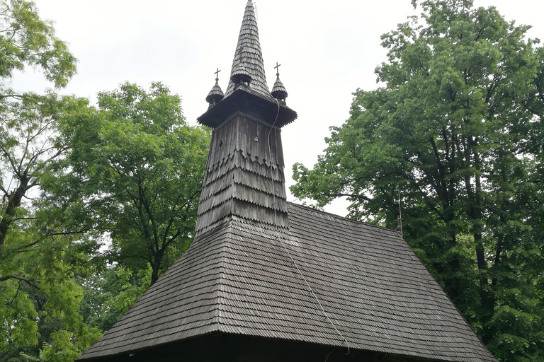 Bukarest: Village Museum Guided Tour