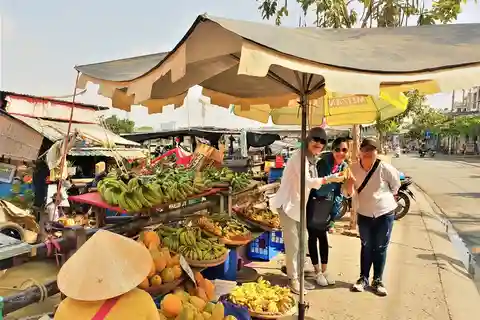 Ho Chi Minh Stadt: Saigon Morning Markets Tour mit dem Motorrad