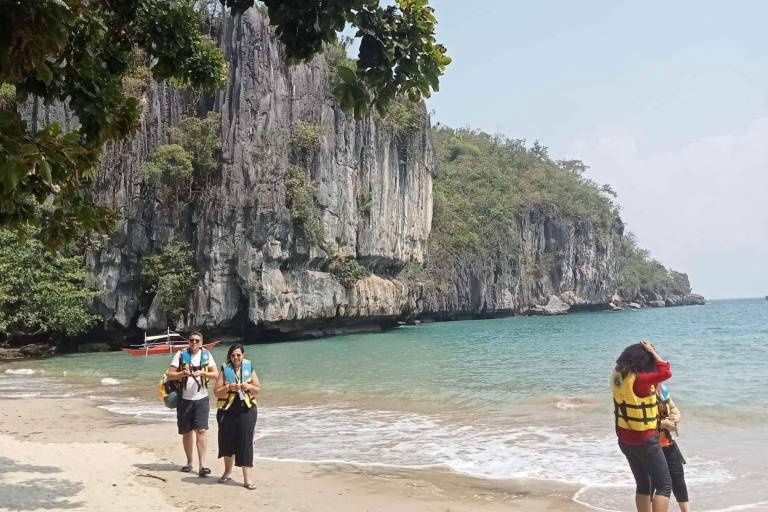 Puerto Princesa: Paquete turístico y hotel 4D3N4D3N en un Resort frente al mar