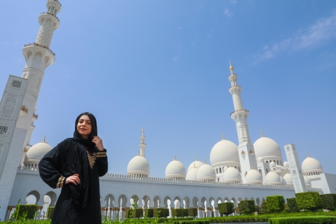 Dubái: tour de la Gran Mezquita Sheikh Zayed con fotógrafoTour guiado compartido con sesión de fotos y recogida hotel