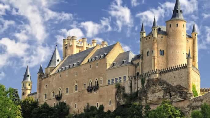 from madrid halfday segovia tour
