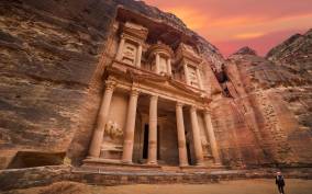 From Tel Aviv: Full-Day Trip to Petra with Roundtrip Flights