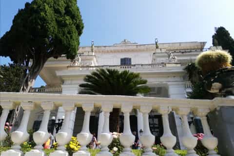 Corfu: Achilleion Palace Early Evening Private Guided Tour