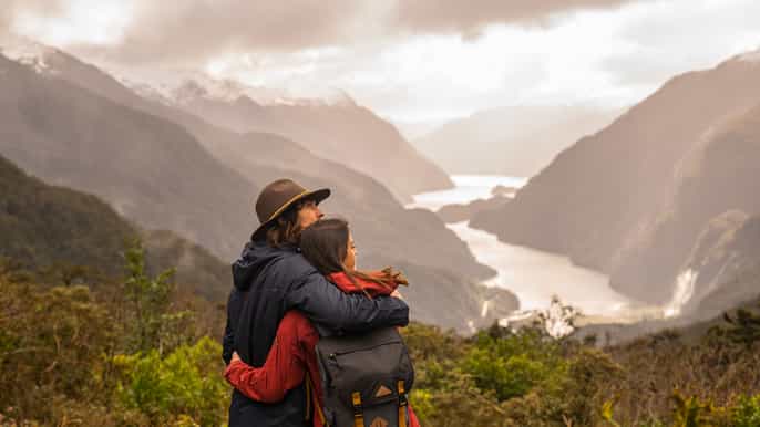 parque nacional de fiordland crucero doubtful sound