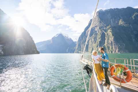 milford sound crucero por la naturaleza