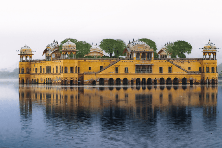 2 Tage Stadtführung in Jaipur: Entdecke die rosa Stadt mit Gebühr