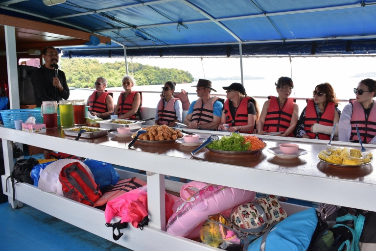 Phuket: Kajaktour in der Phang-Nga-Bucht & Loy-Krathong-FestGruppentour