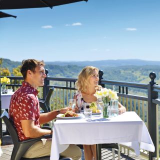 Sunshine Coast: Scenic Food and Wine Tour with Tastings