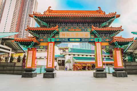 hong kong guided tour of wong tai sin temple