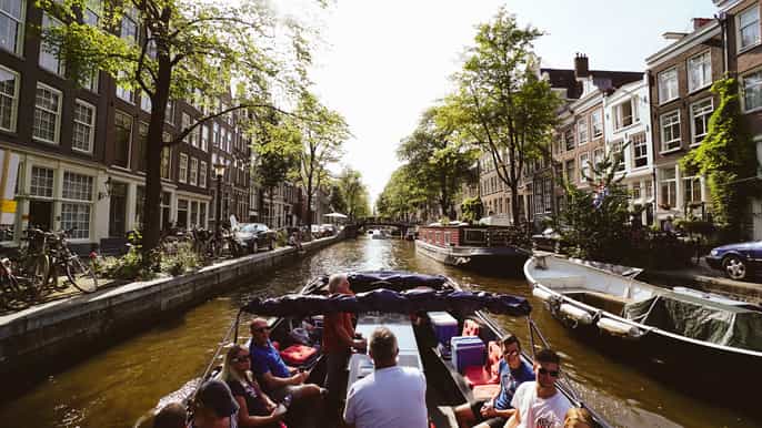 amsterdam private pizza cruise