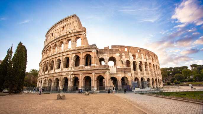 Rome: Skip the Line Colosseum, Forum, and Palatine Hill Tour