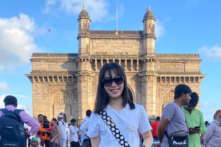 Mumbai: City Sightseeing and Bollywood Tour