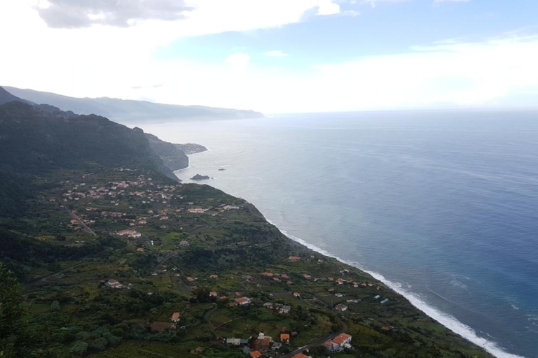 Madeira: Private Halbtagestour im Nordosten der InselTour mit Treffpunkt am Hafen von Funchal
