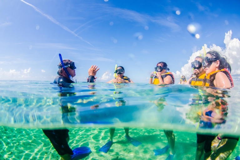 Cancún: Combo Tour łodzi motorowej, nurkowania z rurką i skuterem wodnym