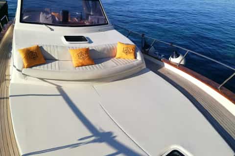 From Salina: Private Boat Tour to Panarea and Stromboli