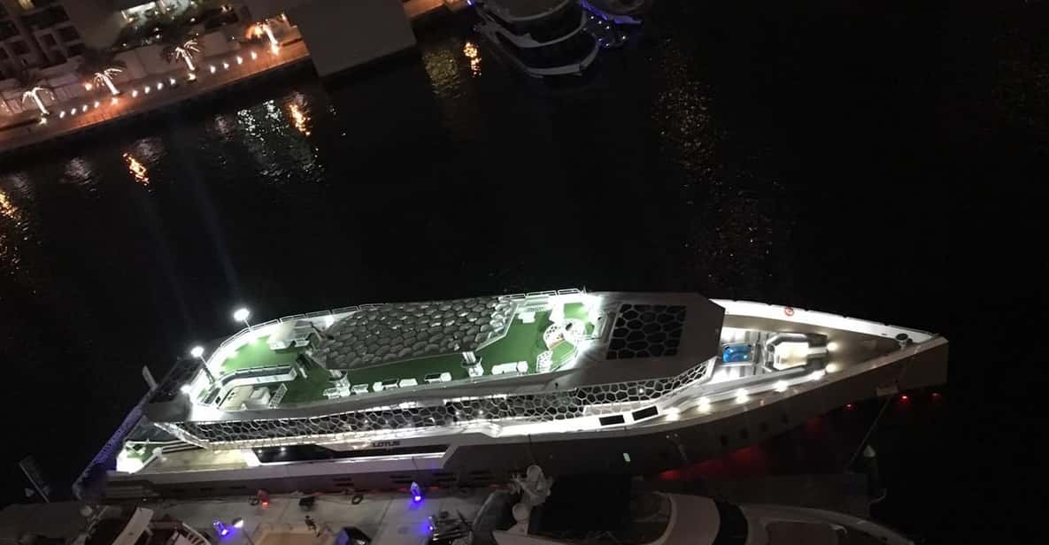 Dubai: 2-Hour Mega Yacht Tour with Buffet Dinner