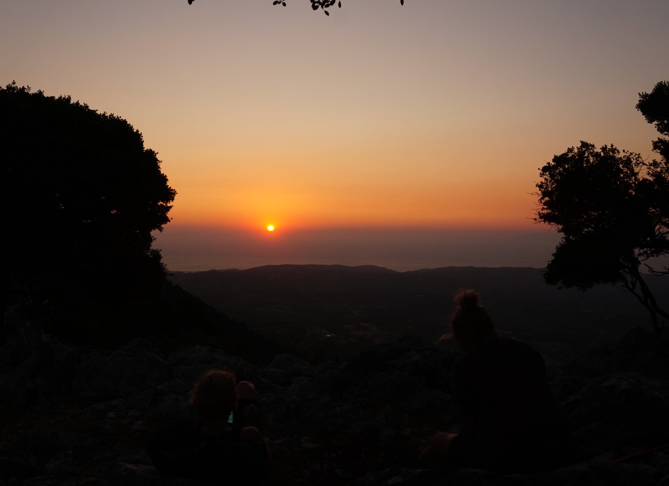 Rhodos: Profitis Ilias guidet vandretur ved solnedgang
