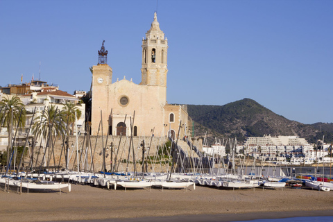 Depuis Barcelone : Visite guidée privée d&#039;une journée à Gérone et SitgesDepuis Barcelone : Visite d&#039;une jounée de Gérone et Sitges en privé