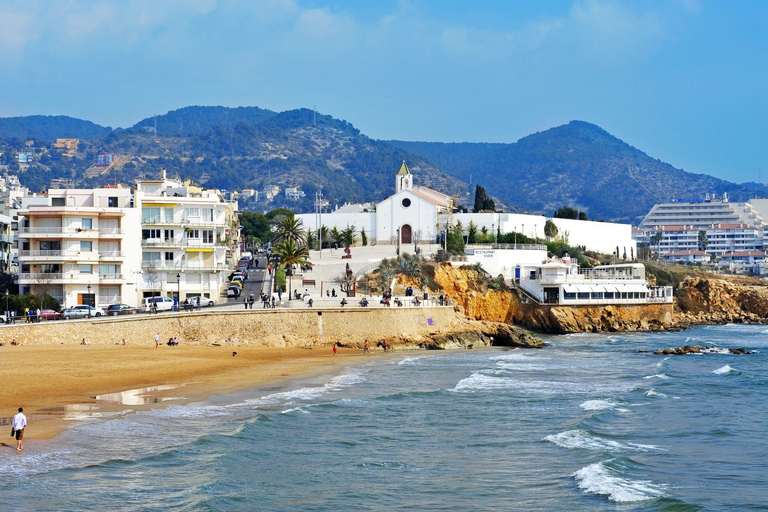 Depuis Barcelone : Visite guidée privée d&#039;une journée à Gérone et SitgesDepuis Barcelone : Visite d&#039;une jounée de Gérone et Sitges en privé