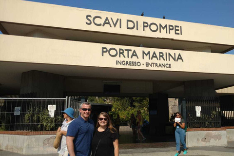 Från Rom: Pompeji ruiner och Vesuvius med lunch och vin