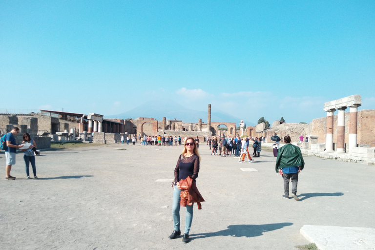 De Roma: Ruínas de Pompeia e Vesúvio com Almoço e Vinho