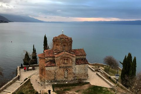 Tirana: Tiranassa: Ohridin järvi ja kaupunki