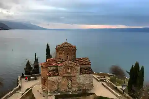 Tirana: Lake and Town Ohrid Day Trip