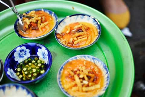 hoi an 4hour vespa ride and street food experience
